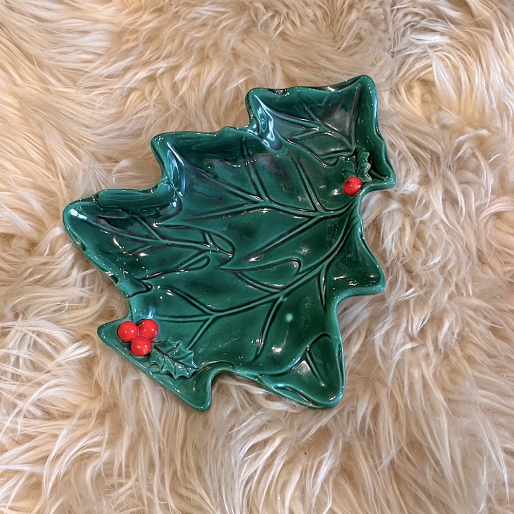 MCM Christmas Tree Dish!